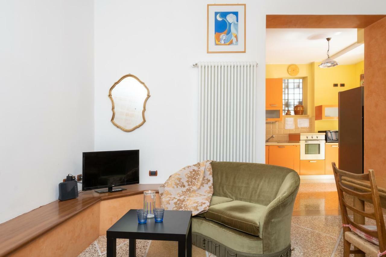 Petroni 38 By Studio Vita Bologna Buitenkant foto